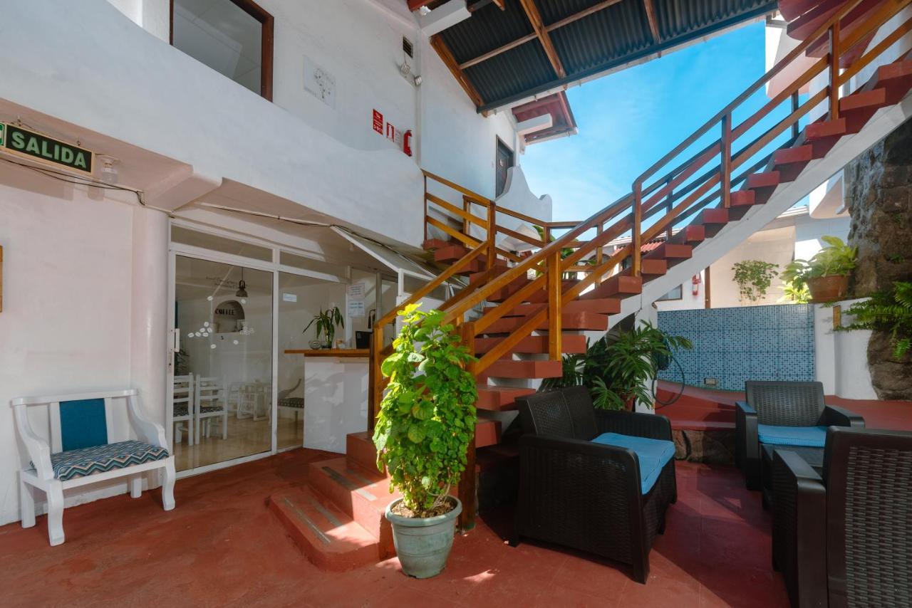 Hostal North Seymour Puerto Ayora  Exterior foto